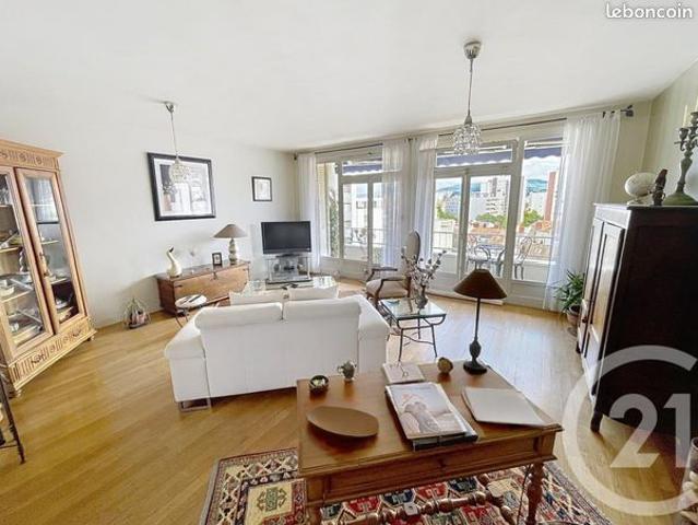 Appartement 4 pièces 83 m²