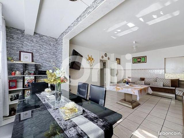 Appartement 4 pièces 83 m²