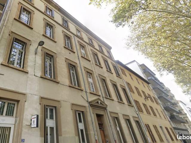 Appartement 4 pièces 83 m²