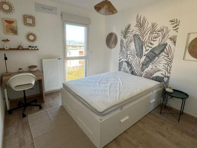 Appartement 4 pièces, 80 m² à louer à Thonon les Bains 74200
