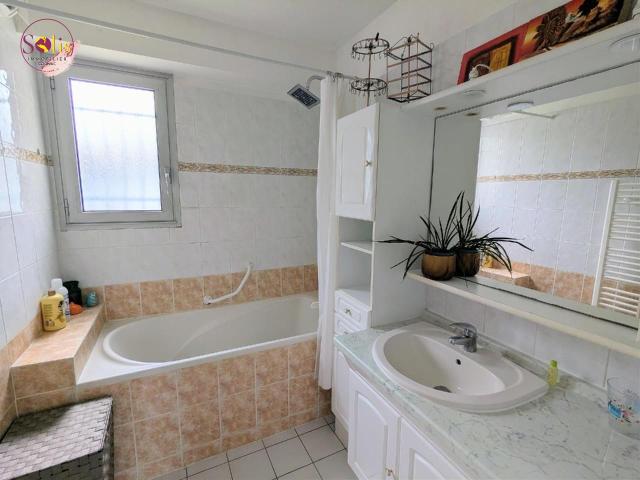 Appartement 4 pièces, 80 m² à louer à Cognac 16100