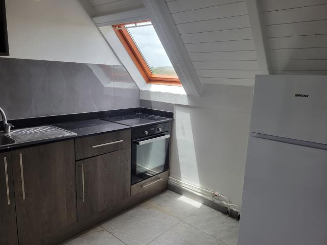 Appartement 4 pièces, 80 m² à louer à Le Gosier 97190