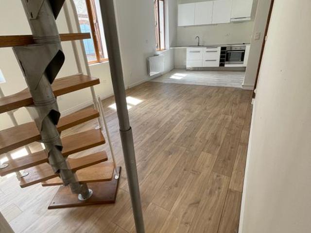 Appartement 4 pièces, 80 m² à louer à Montricoux 82800