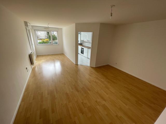 Appartement 4 pièces, 80 m² à louer à Reims 51100
