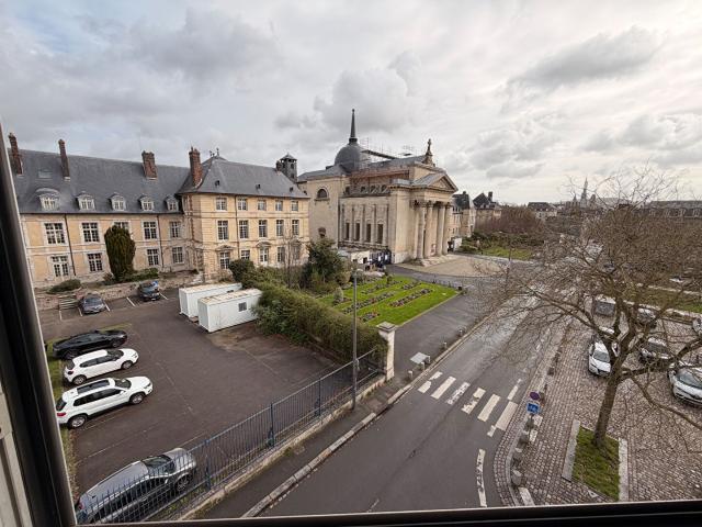 Appartement 4 pièces, 80 m² à louer à Rouen 76000