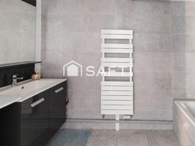 Appartement 4 pièces, 80 m² à louer à Saint Louis 68300