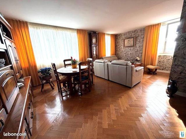 Appartement 4 pièces 80 m²