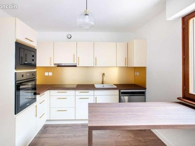 Appartement 4 pièces 80 m²