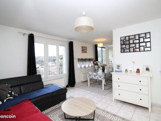 Appartement 4 pièces 80 m²