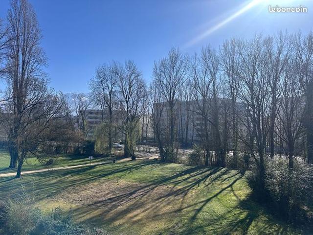 Appartement 4 pièces 80 m²