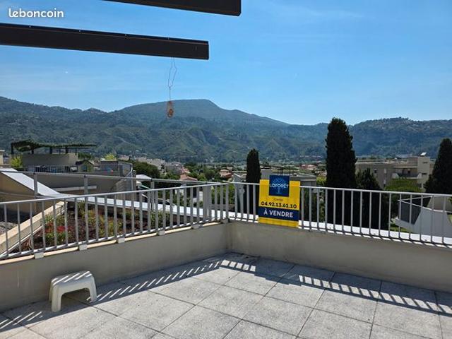 Appartement 4 pièces 80 m²
