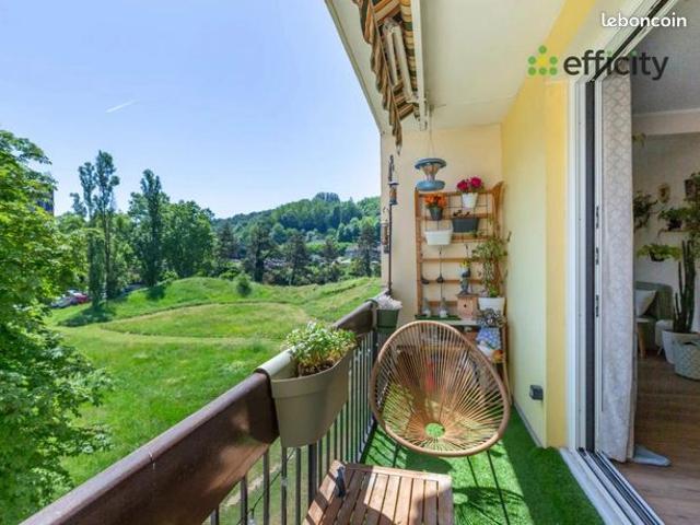 Appartement 4 pièces 80 m²
