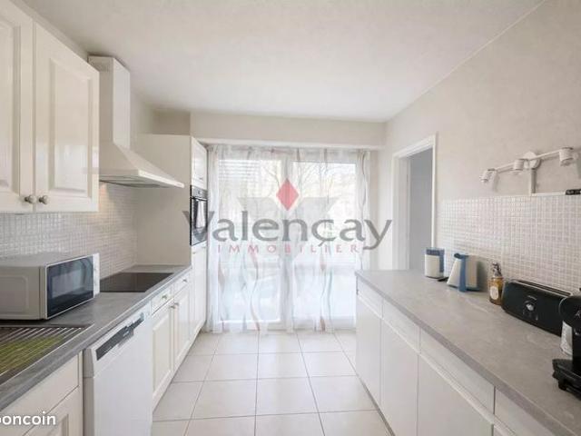 Appartement 4 pièces 80 m²