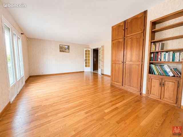 Appartement 4 pièces 80 m²