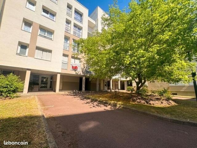 Appartement 4 pièces 80 m²