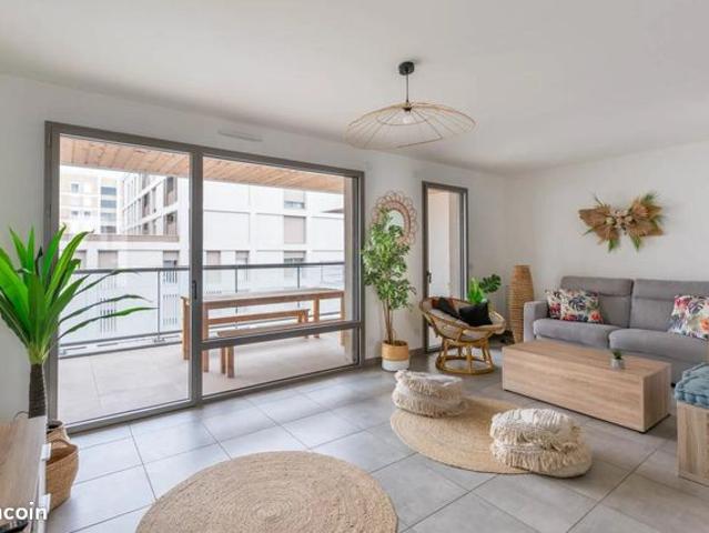 Appartement 4 pièces 80 m²