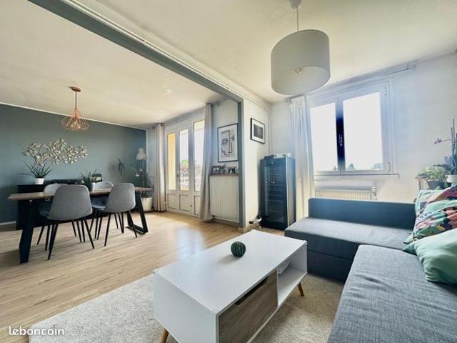 Appartement 4 pièces 80 m²