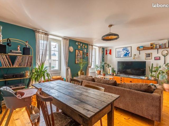 Appartement 4 pièces 80 m²