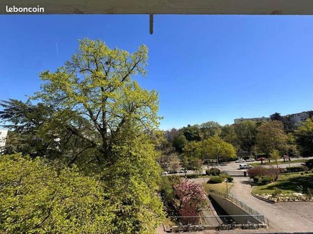 Appartement 4 pièces 80 m²