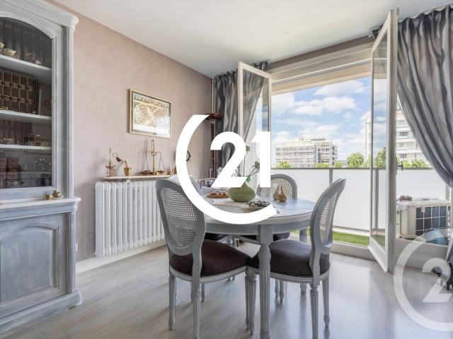 Appartement 4 pièces 80 m²