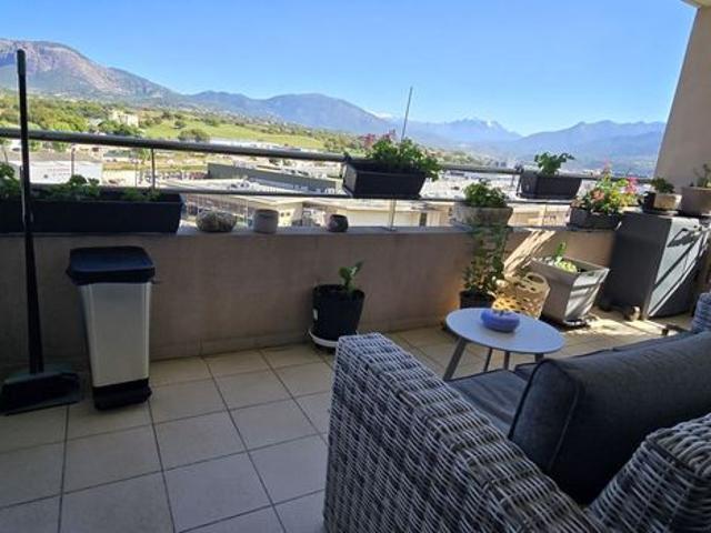 Appartement 4 pièces 80 m²