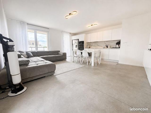 Appartement 4 pièces 80 m²