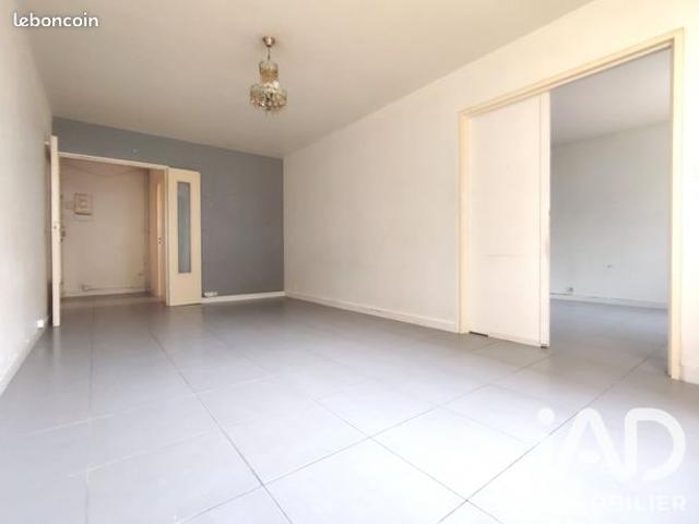 Appartement 4 pièces 80 m²