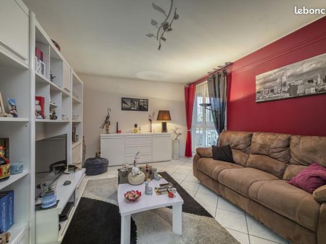 Appartement 4 pièces 80 m²