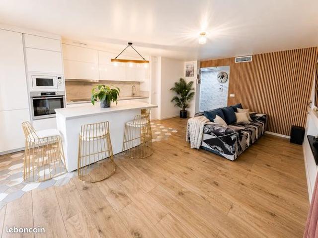 Appartement 4 pièces 80 m²