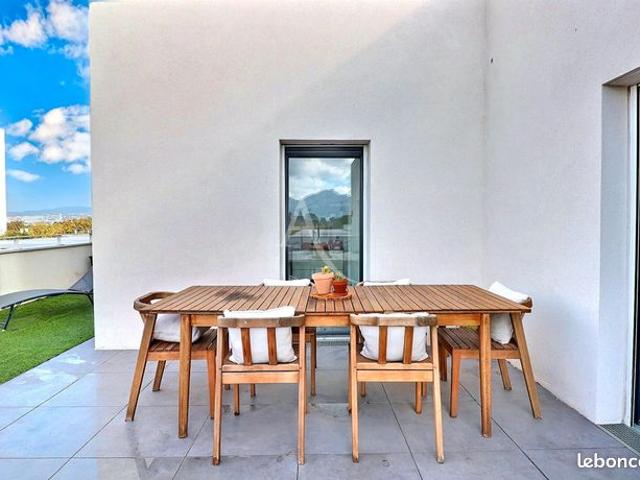 Appartement 4 pièces 80 m²