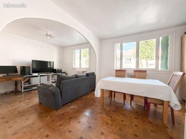 Appartement 4 pièces 80 m²