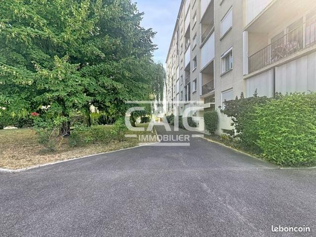 Appartement 4 pièces 80 m²