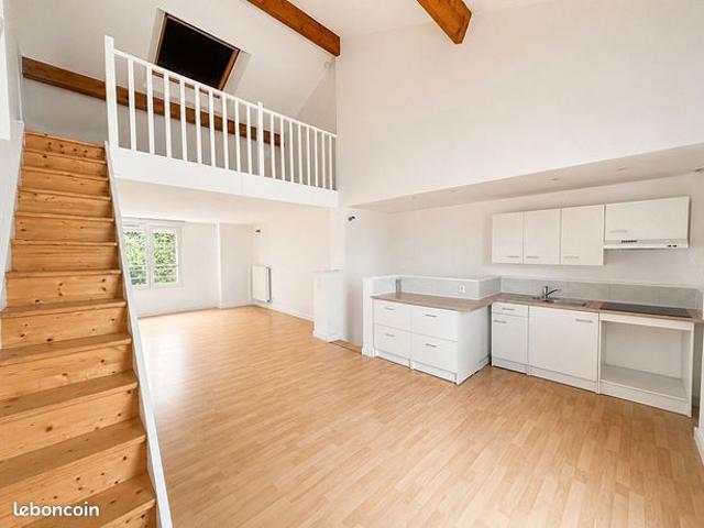 Triplex 4 pièces 80 m²