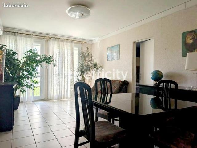 Appartement 4 pièces 80 m²