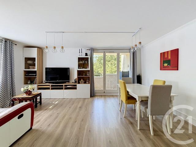 Appartement 4 pièces 80 m²