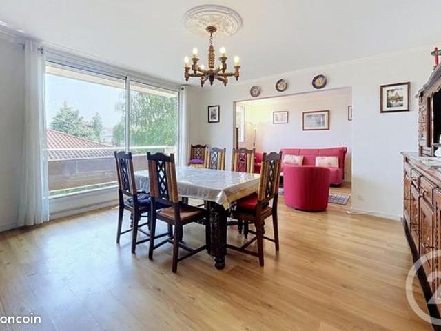Appartement 4 pièces 80 m²