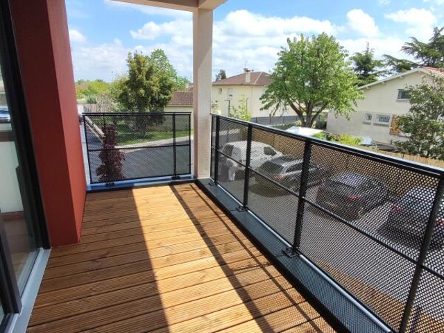 Appartement 4 pièces 81.2m²