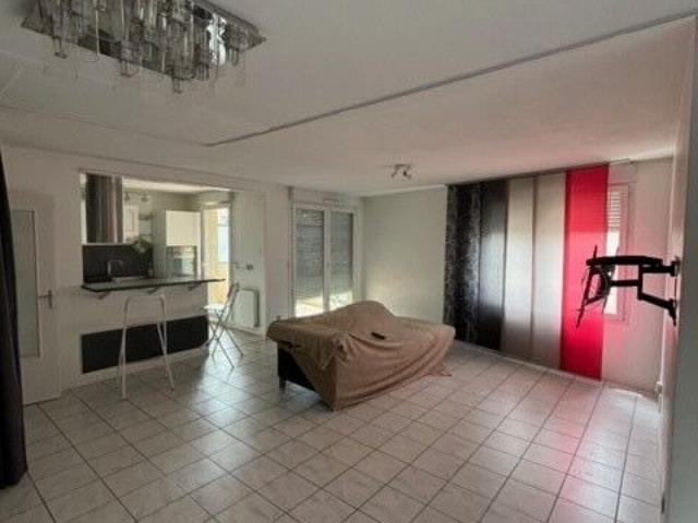 Appartement 4 pièces, 81 m² à louer à Villeurbanne 69100