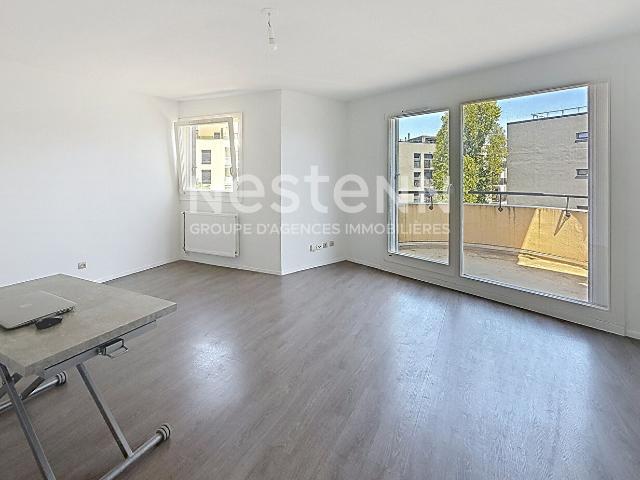 Appartement 4 pièces, 81 m² à louer à Bron 69500