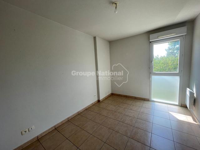 Appartement 4 pièces, 81 m² à louer à Carpentras 84200