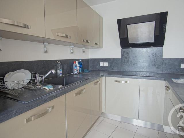 Appartement 4 pièces, 81 m² à louer à Choisy le Roi 94600