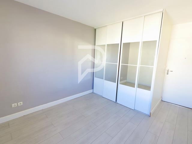 Appartement 4 pièces, 81 m² à louer à Chatou 78400