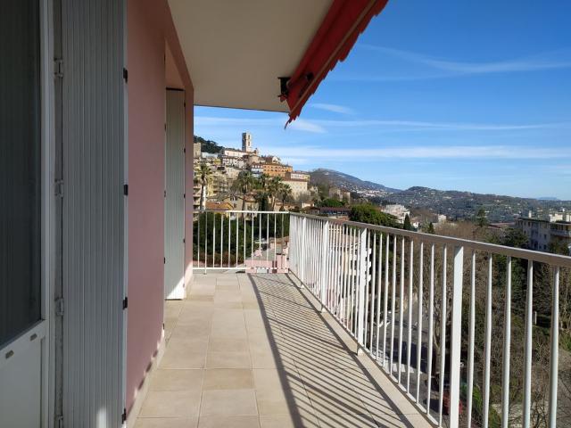 Appartement 4 pièces, 81 m² à louer à Grasse 06130