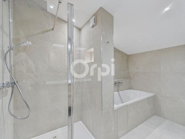 Appartement 4 pièces, 81 m² à louer à La Roquette sur Siagne 06550