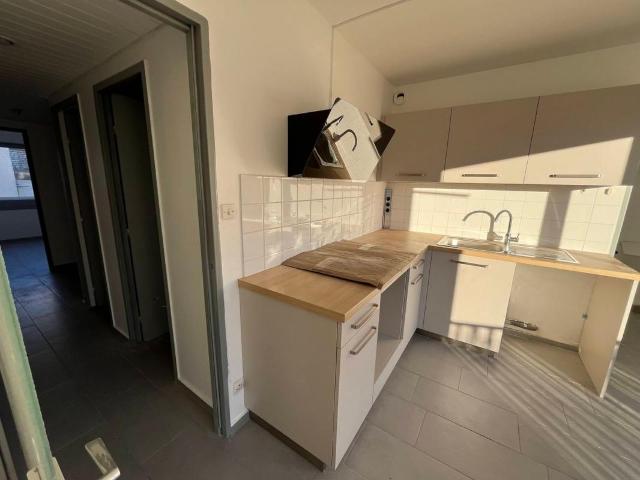 Appartement 4 pièces, 81 m² à louer à Mende 48000