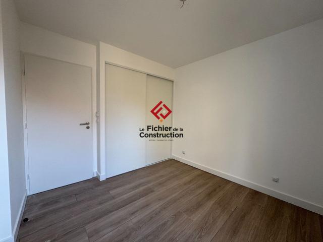 Appartement 4 pièces, 81 m² à louer à Meylan 38240