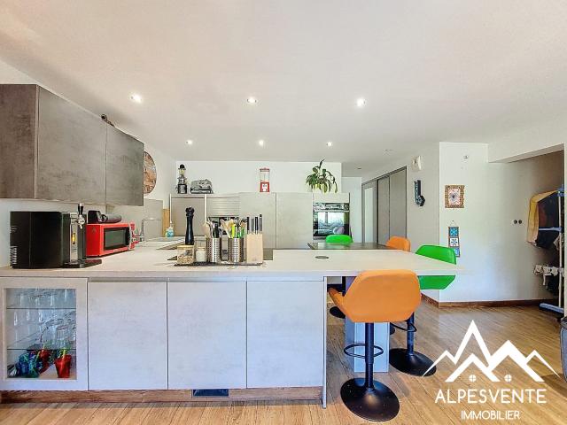 Appartement 4 pièces, 81 m² à louer à Saint Jean d'Aulps 74430