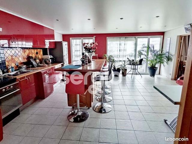 Appartement 4 pièces 81 m²