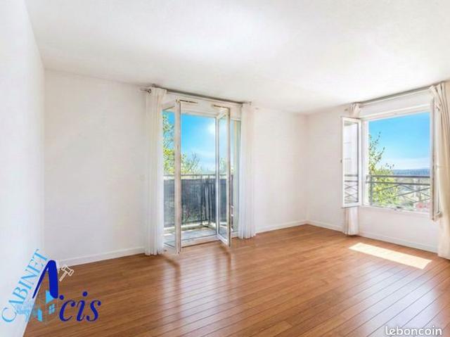 Appartement 4 pièces 81 m²