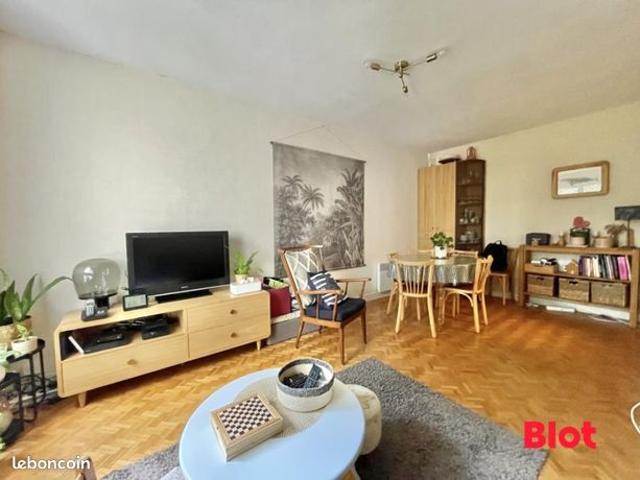 Appartement 4 pièces 81 m²